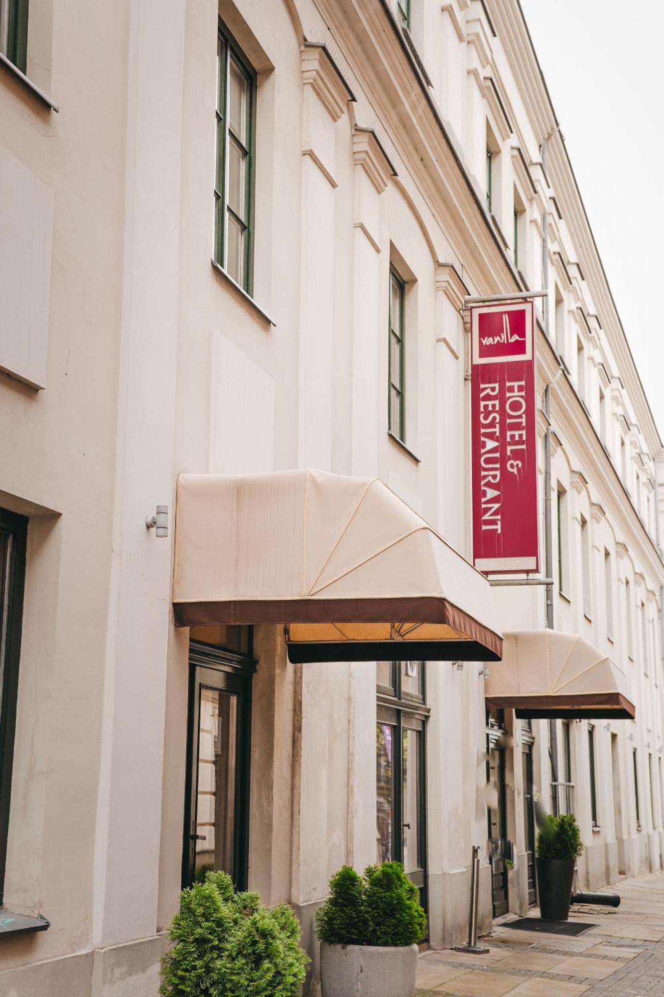 Vanilla Hotel Lublin Bagian luar foto