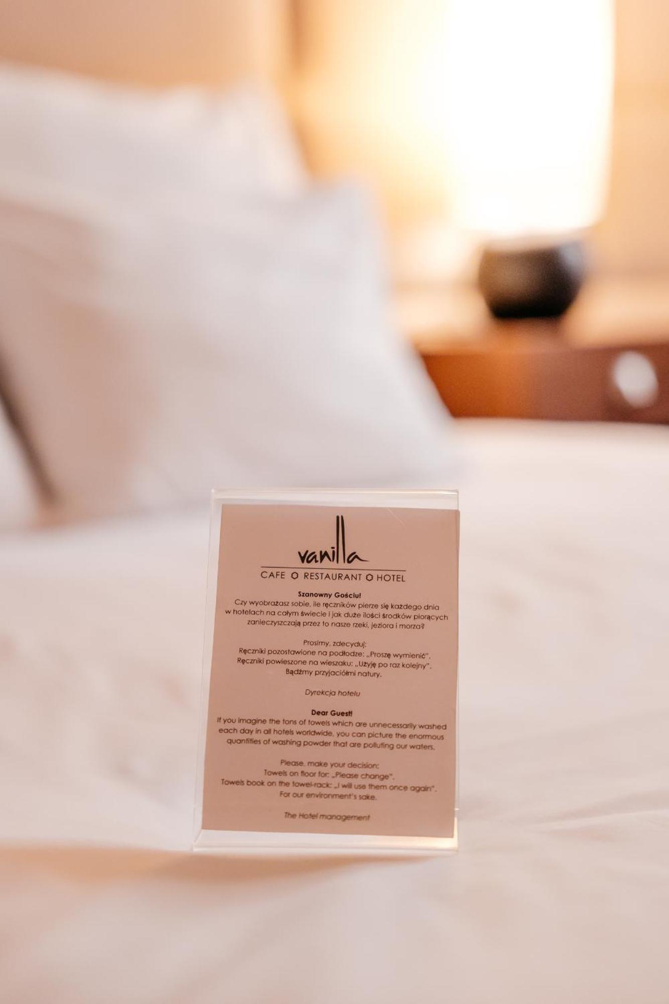 Vanilla Hotel Lublin Bagian luar foto