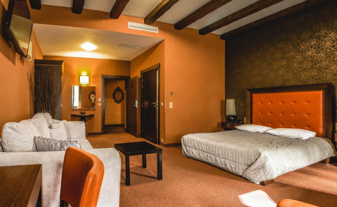 Vanilla Hotel Lublin Bagian luar foto